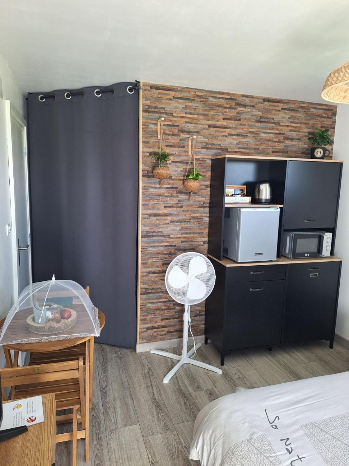 La Seve De L'Olivier Bed & Breakfast Amblans-et-Velotte Bagian luar foto